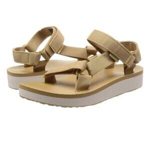 Teva Midform Universal Womens Sandal Tan Lark Size 8 Beach Trail Vacation Lake
